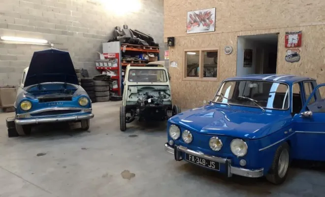 Garage de voiture de collection, Loyettes, CED Auto